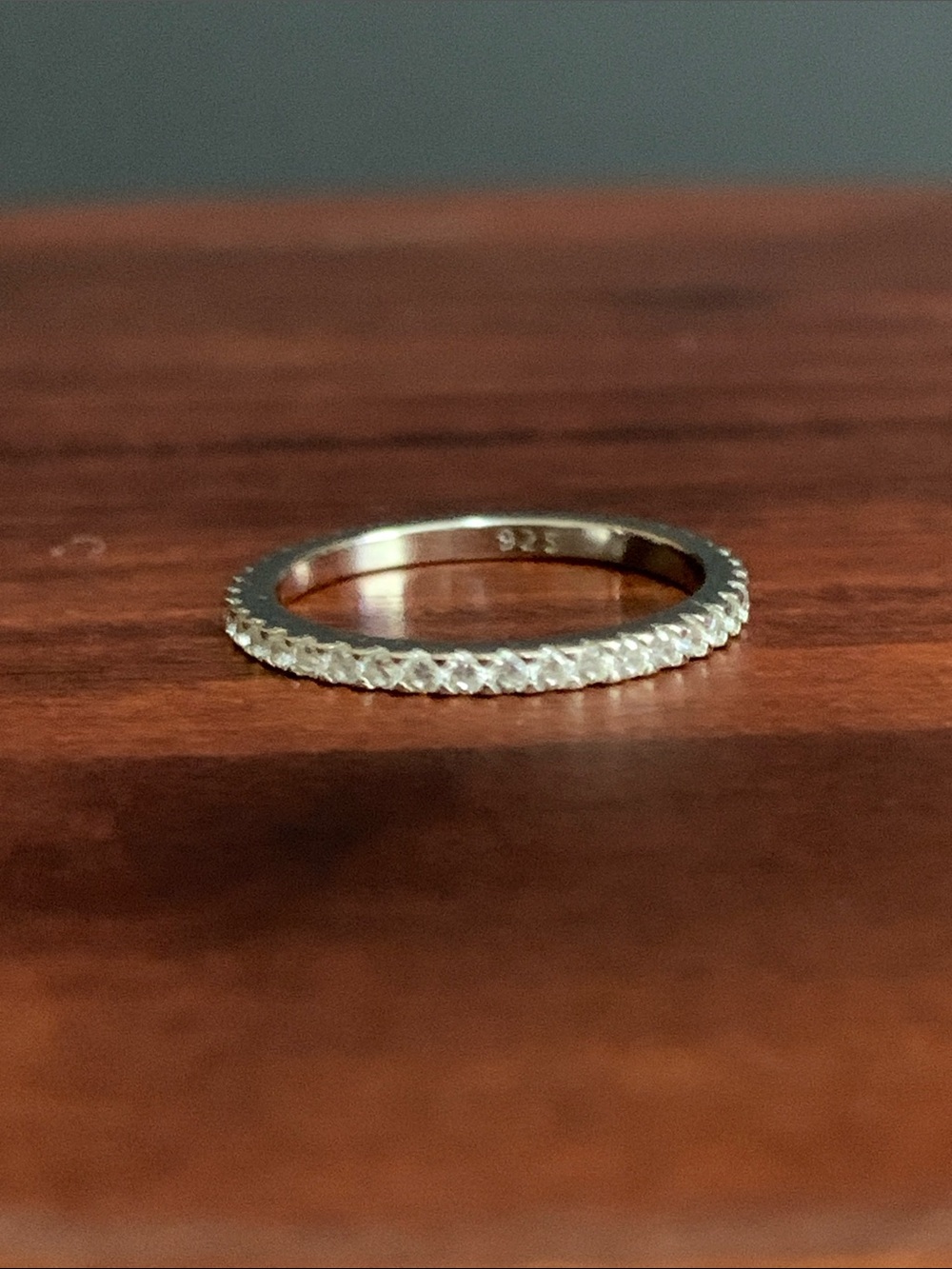 925 silver ring with clear stones size 5